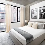 Stylish Penthouse In Manhattan