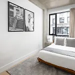 Stylish Penthouse In Manhattan